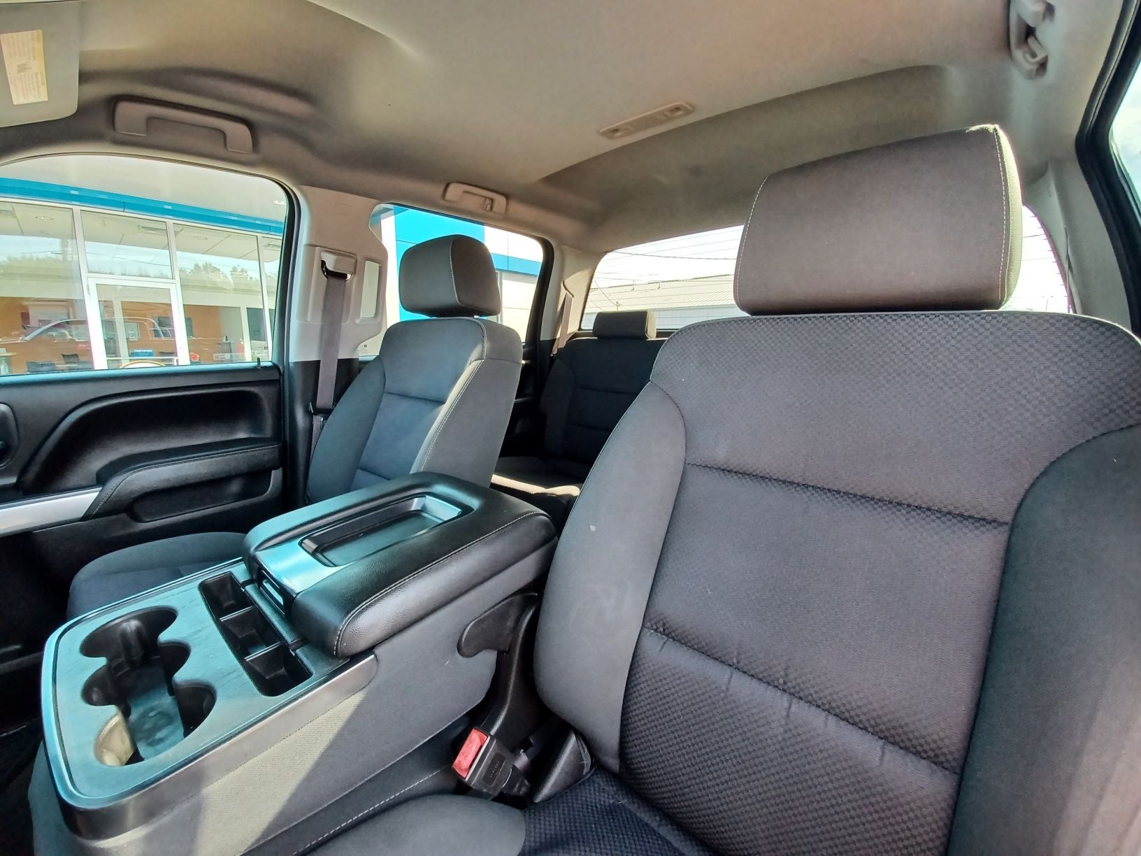 2016 Chevrolet Silverado 1500 — detail view