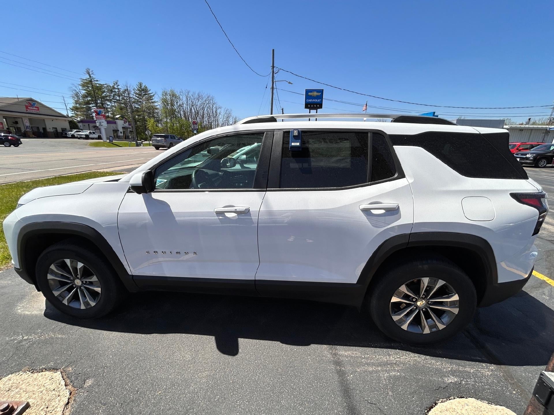 2025 Chevrolet Equinox LT in Summit White — front three-quarter view